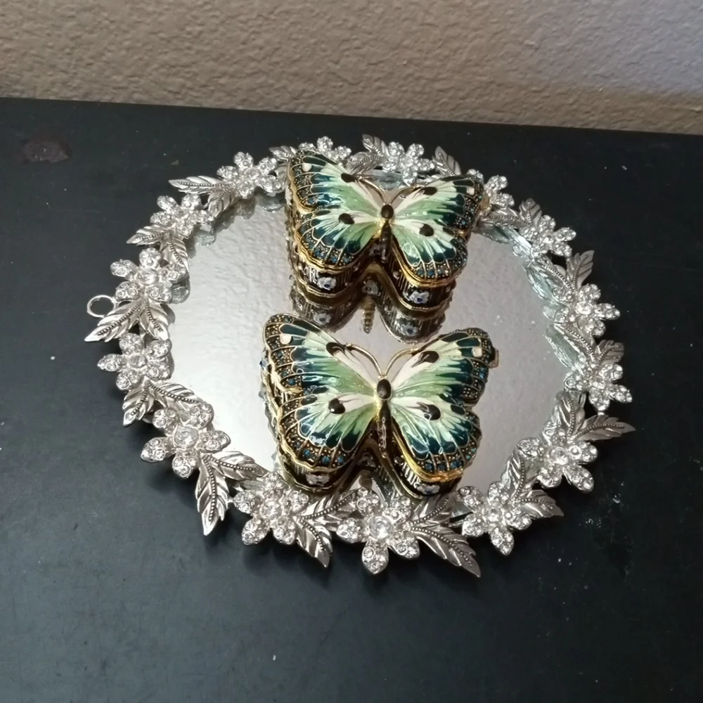 EXQUISITE Pair Signed Jay Strongwater Bejewelled Enamel 3
